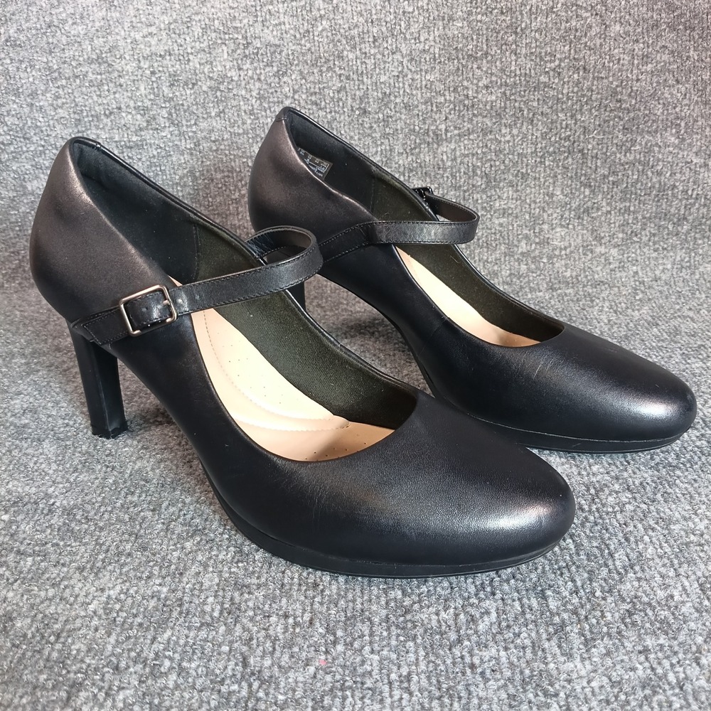 Clarks Ambyr Shine Pumps Size 12M Black Leather Ultimate Comfort Mary Jane Heels